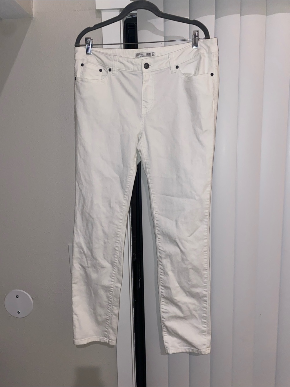Prana White Straight-Leg Jeans - NWOT